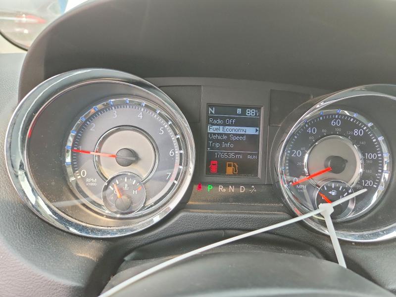 2012 Chrysler Town & Country მანქანა იყიდება აუქციონზე, vin: 2C4RC1CG1CR301447, აუქციონის ნომერი: 61077716