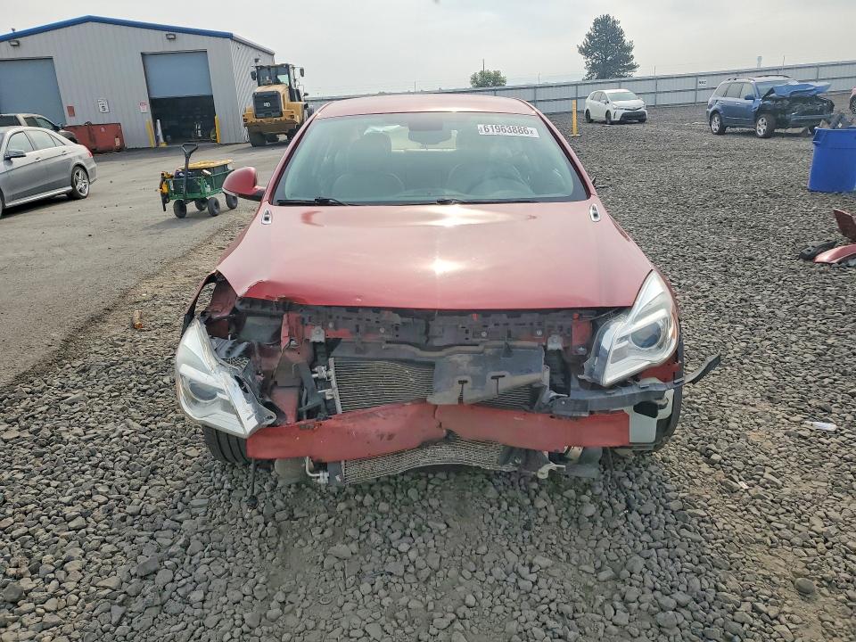 61963886 :رقم المزاد ، 2G4GK5EX4F9162655 vin ، 2015 Buick Regal مزاد بيع