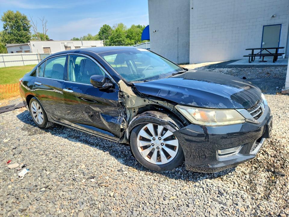 Продажа на аукционе авто 2013 Honda Accord, vin: 1HGCR3F80DA011308, номер лота: 61413076