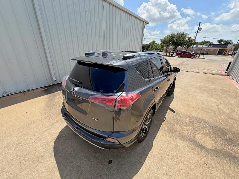 2017 Toyota Rav4 მანქანა იყიდება აუქციონზე, vin: JTMWFREV8HJ711890, აუქციონის ნომერი: 61814086