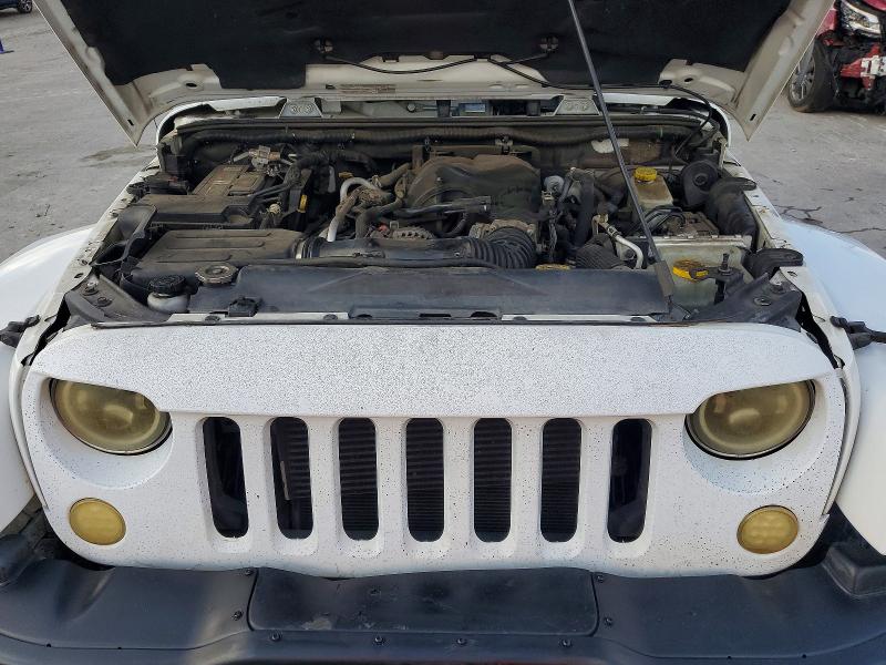 2014 Jeep Wrangler Unlimited მანქანა იყიდება აუქციონზე, vin: 1C4BJWFG1EL261754, აუქციონის ნომერი: 60774206