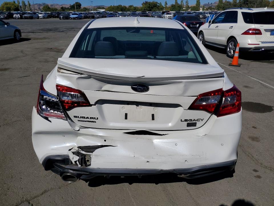 2019 Subaru Legacy მანქანა იყიდება აუქციონზე, vin: 4S3BNAS6XK3008108, აუქციონის ნომერი: 60079936