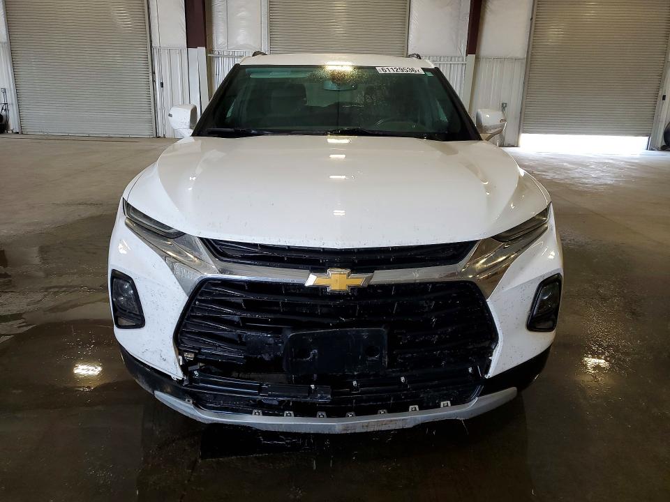 61129536 :رقم المزاد ، 3GNKBHRS7LS700477 vin ، 2020 Chevrolet Blazer مزاد بيع