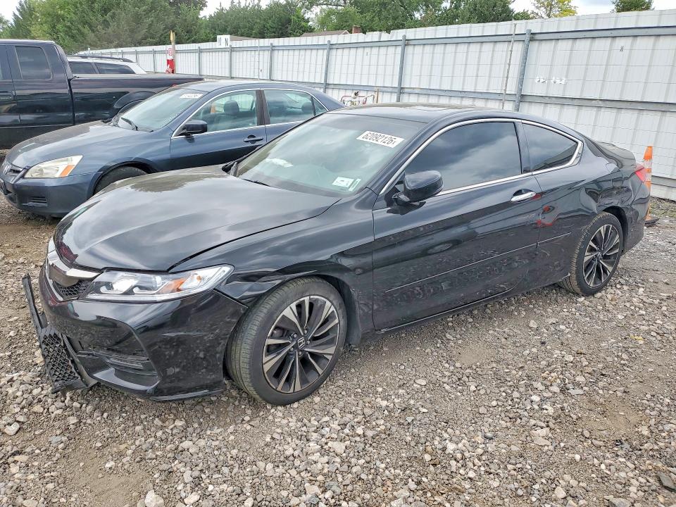 Продажа на аукционе авто 2017 Honda Accord, vin: 1HGCT2B87HA004539, номер лота: 62092126