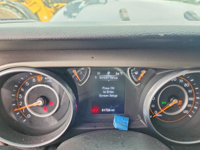 60616846 :رقم المزاد ، 1C4HJXDGXJW145593 vin ، 2018 Jeep Wrangler Unlimited مزاد بيع