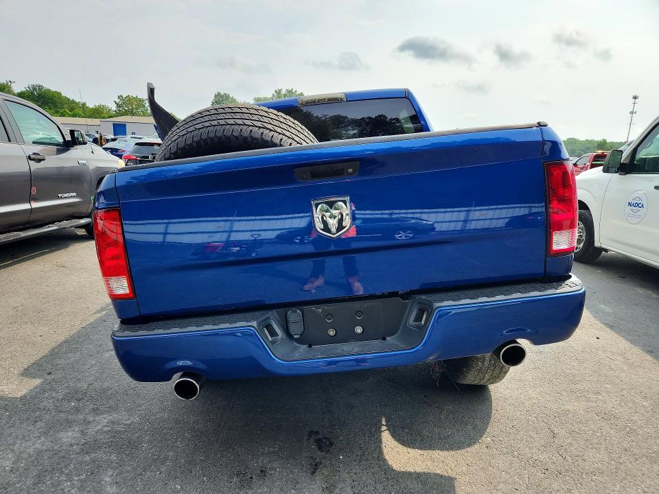 Продажа на аукционе авто 2017 Ram 1500, vin: 3C6RR7KTXHG637909, номер лота: 61896476