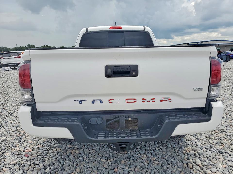 63382126 :رقم المزاد ، 3TYRZ5CN5NT020657 vin ، 2022 Toyota Tacoma مزاد بيع