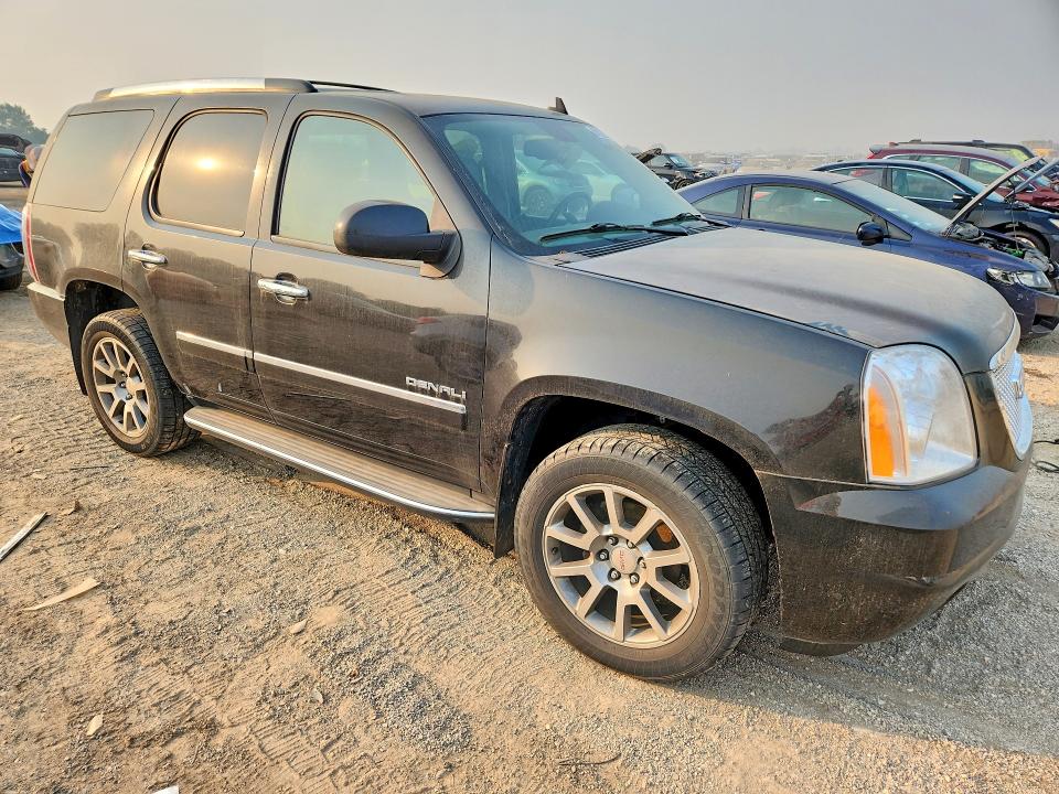 61122136 :رقم المزاد ، 1GKS2EEF4DR209289 vin ، 2013 Gmc Yukon مزاد بيع