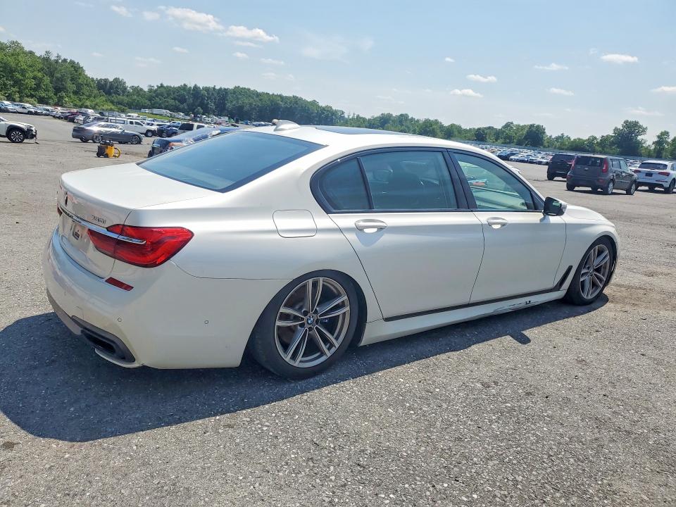 60999126 :رقم المزاد ، WBA7F2C57GG419395 vin ، 2016 Bmw 750 مزاد بيع