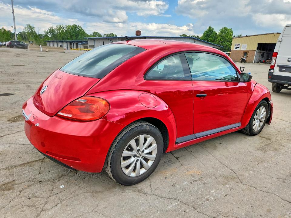 63470856 :رقم المزاد ، 3VWF17AT9EM656496 vin ، 2014 Volkswagen Beetle مزاد بيع