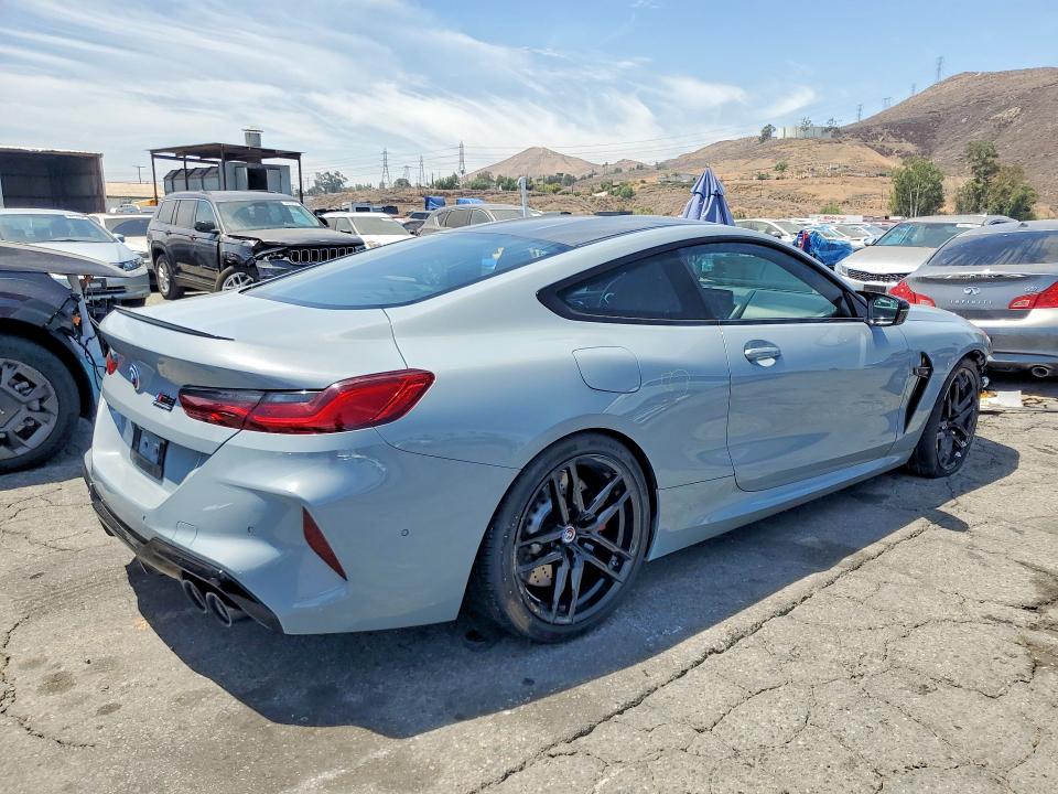 60963116 :رقم المزاد ، WBSAE0C04PCM00744 vin ، 2023 Bmw M8 مزاد بيع