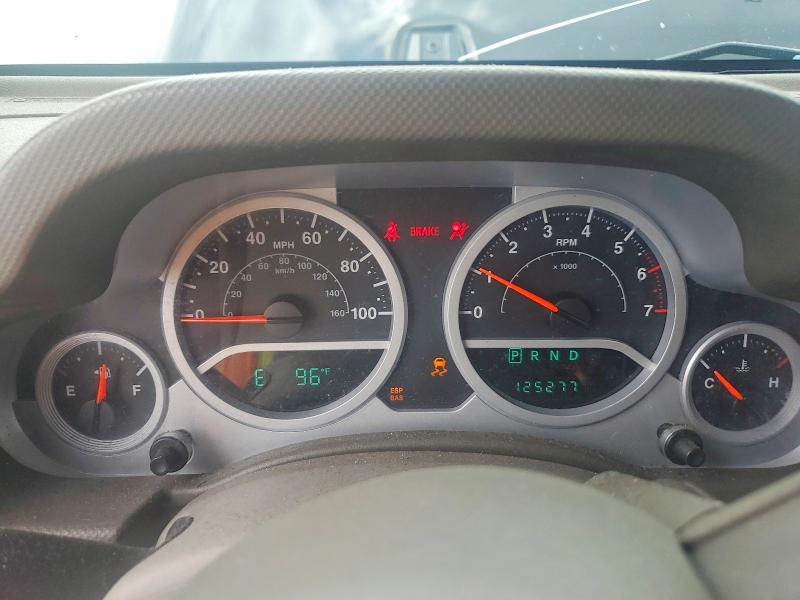 2008 Jeep Wrangler მანქანა იყიდება აუქციონზე, vin: 1J4FA54158L601724, აუქციონის ნომერი: 62860106