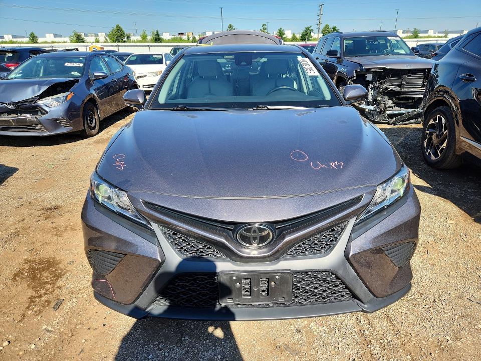 2019 Toyota Camry მანქანა იყიდება აუქციონზე, vin: 4T1B11HK0KU276977, აუქციონის ნომერი: 59836006
