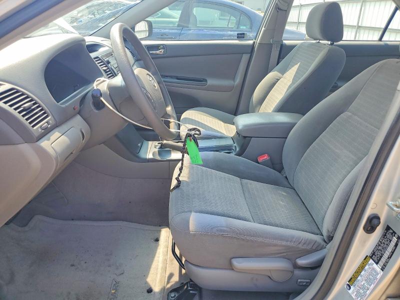62828826 :رقم المزاد ، 4T1BE32KX5U091879 vin ، 2005 Toyota Camry مزاد بيع