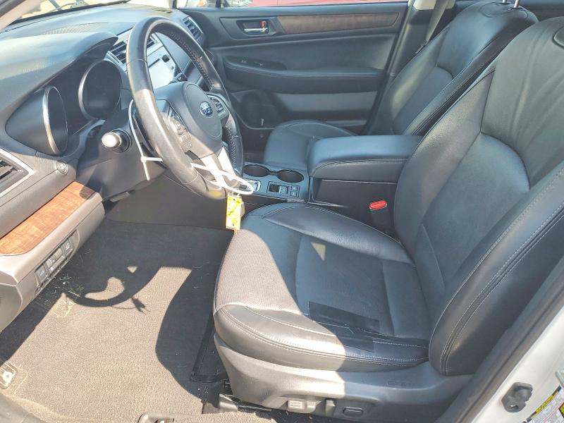 61811236 :رقم المزاد ، 4S4BSAJC6F3321089 vin ، 2015 Subaru Outback مزاد بيع
