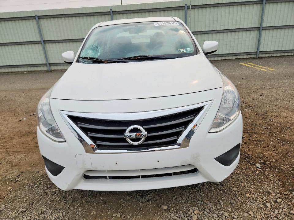 Auction sale of the 2017 Nissan Versa, vin: 3N1CN7AP0HK456008, lot number: 61198816