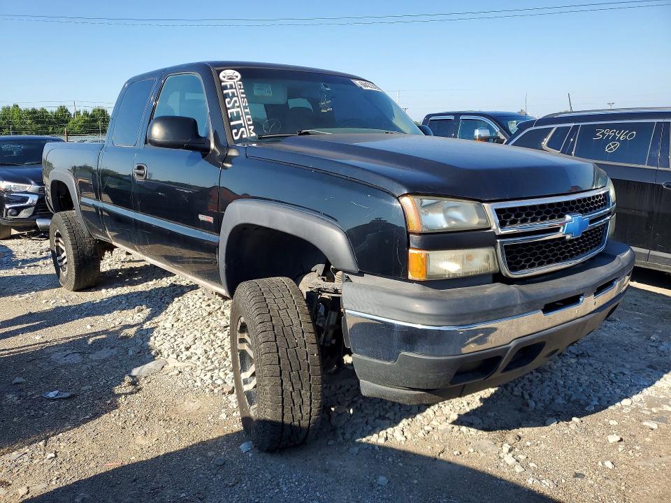 2005 Chevrolet Silverado მანქანა იყიდება აუქციონზე, vin: 1GCHK29255E288329, აუქციონის ნომერი: 60422316