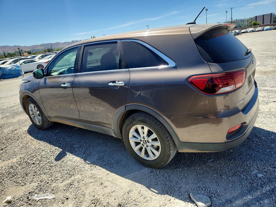 63427196 :رقم المزاد ، 5XYPG4A3XKG563905 vin ، 2019 Kia Sorento مزاد بيع