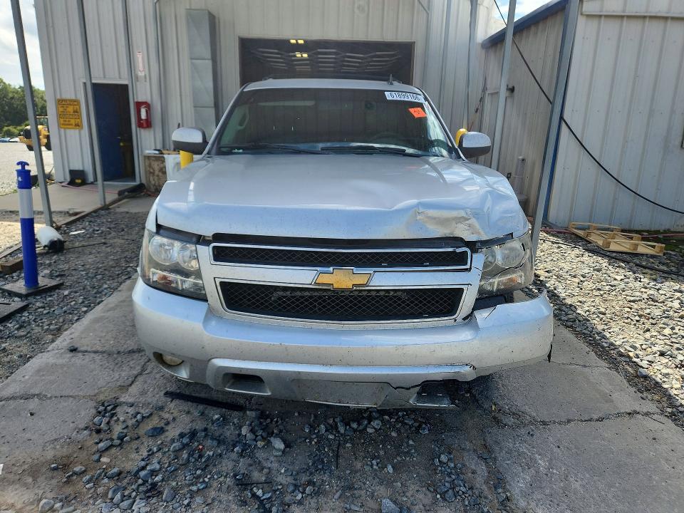 Продаж на аукціоні авто 2014 Chevrolet Suburban, vin: 1GNSCJE04ER121302, номер лоту: 61899166