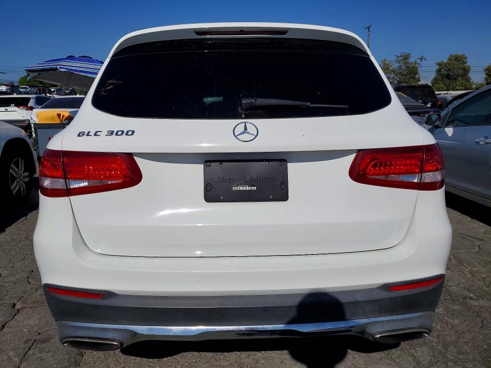 62358886 :رقم المزاد ، WDC0G4JB6GF016532 vin ، 2016 Mercedes-benz Glc مزاد بيع