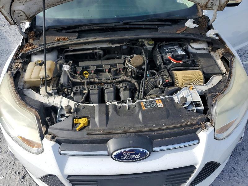 60896736 :رقم المزاد ، 1FADP3F27EL416338 vin ، 2014 Ford Focus مزاد بيع