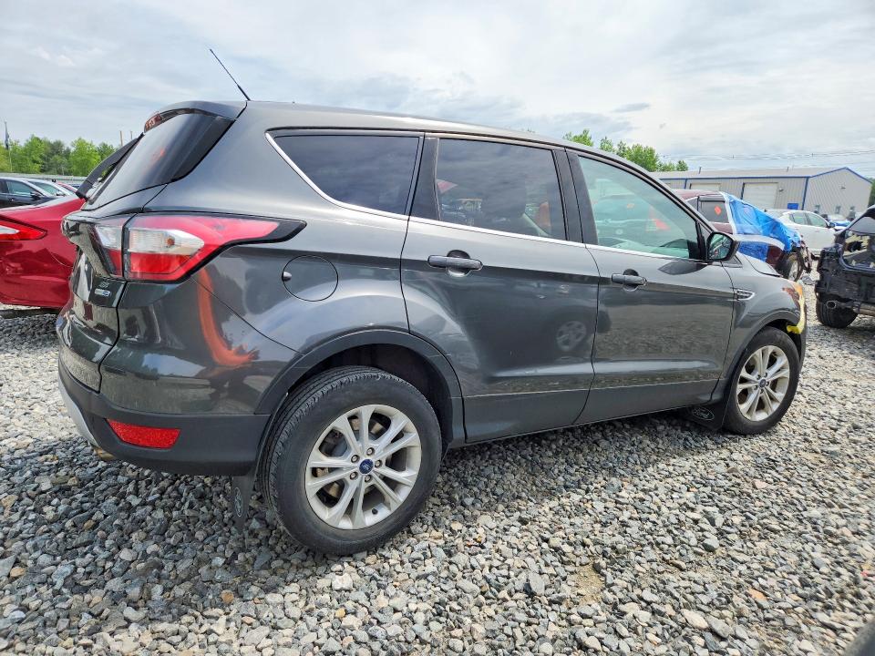 59254426 :رقم المزاد ، 1FMCU9GD1HUB93659 vin ، 2017 Ford Escape مزاد بيع