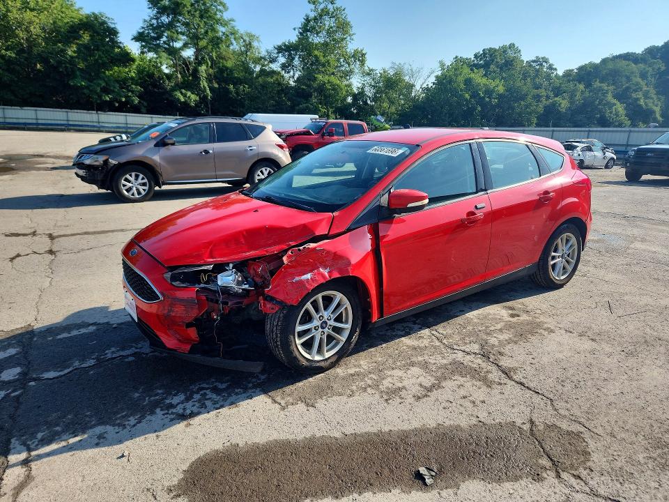 60561696 :رقم المزاد ، 1FADP3K26HL313034 vin ، 2017 Ford Focus مزاد بيع