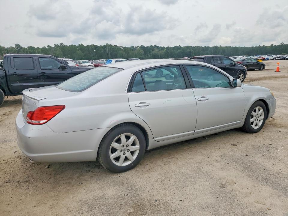 2007 Toyota Avalon მანქანა იყიდება აუქციონზე, vin: 4T1BK36B07U169298, აუქციონის ნომერი: 61637446