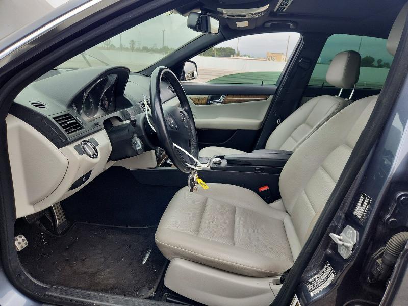 59294486 :رقم المزاد ، WDDGF56X09R065847 vin ، 2009 Mercedes-benz C مزاد بيع