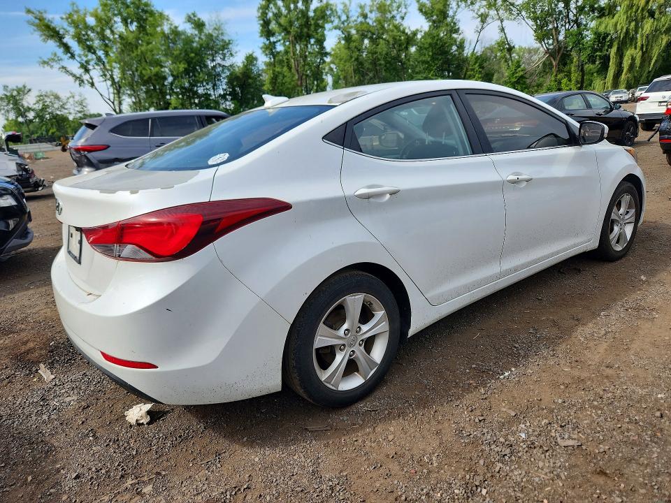 Продажа на аукционе авто 2016 Hyundai Elantra, vin: 5NPDH4AE3GH778267, номер лота: 61527516