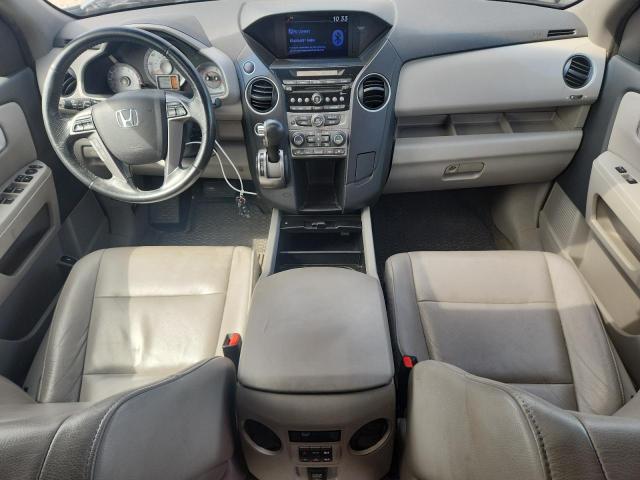 61492896 :رقم المزاد ، 5FNYF4H50FB021143 vin ، 2015 Honda Pilot مزاد بيع