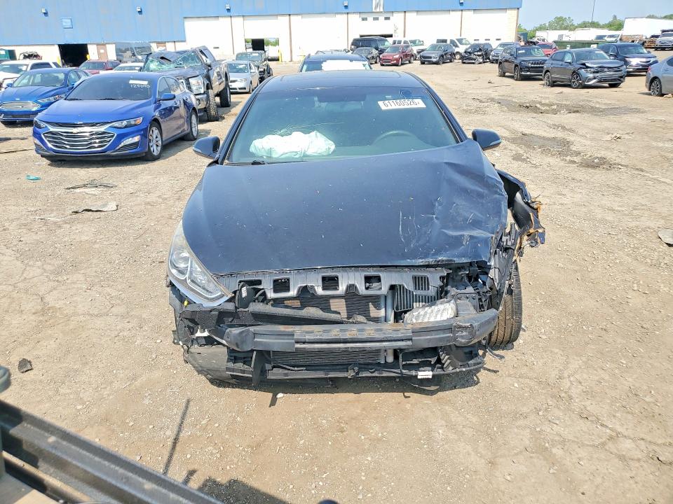Продажа на аукционе авто 2018 Hyundai Sonata, vin: 5NPE34AB3JH611035, номер лота: 61160526