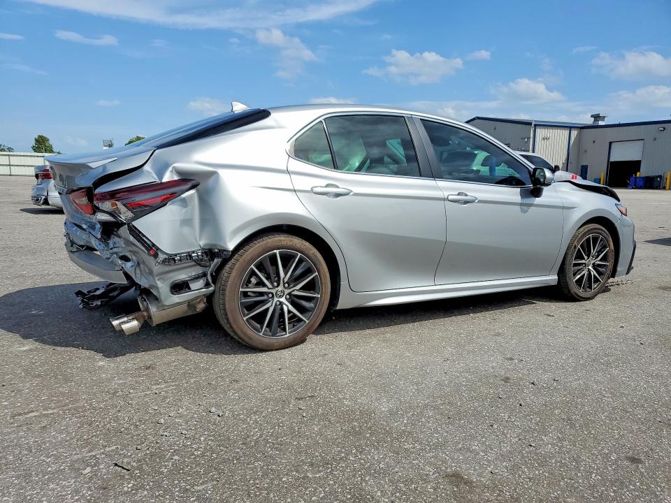 Aukcja sprzedaży 2021 Toyota Camry, vin: 4T1G11AK3MU461446, numer aukcji: 62222116