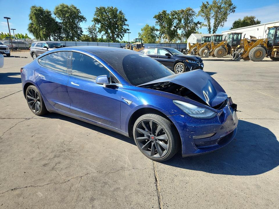 2018 Tesla Model 3 მანქანა იყიდება აუქციონზე, vin: 5YJ3E1EA0JF160341, აუქციონის ნომერი: 62086346