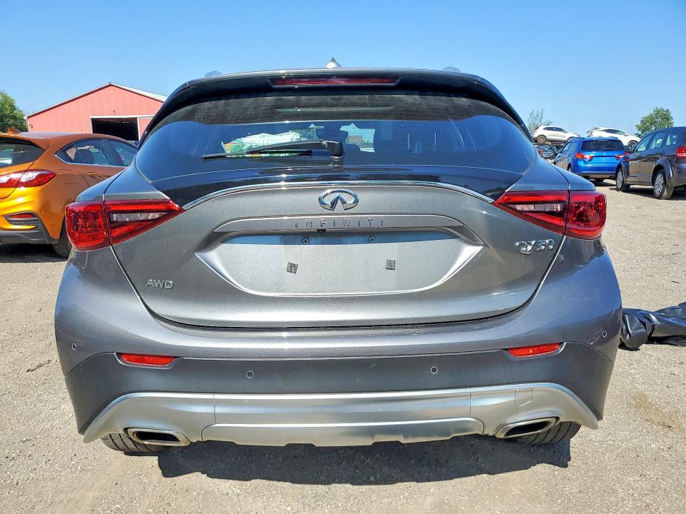 2017 Infiniti Qx30 მანქანა იყიდება აუქციონზე, vin: SJKCH5CR3HA032506, აუქციონის ნომერი: 60572636