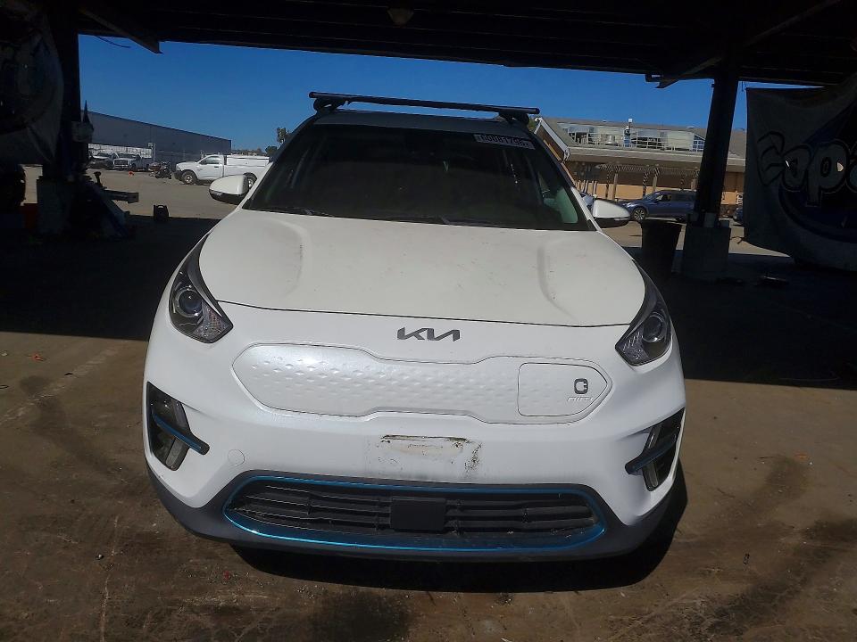 2022 Kia Niro Ev მანქანა იყიდება აუქციონზე, vin: KNDCC3LG9N5142050, აუქციონის ნომერი: 60081796