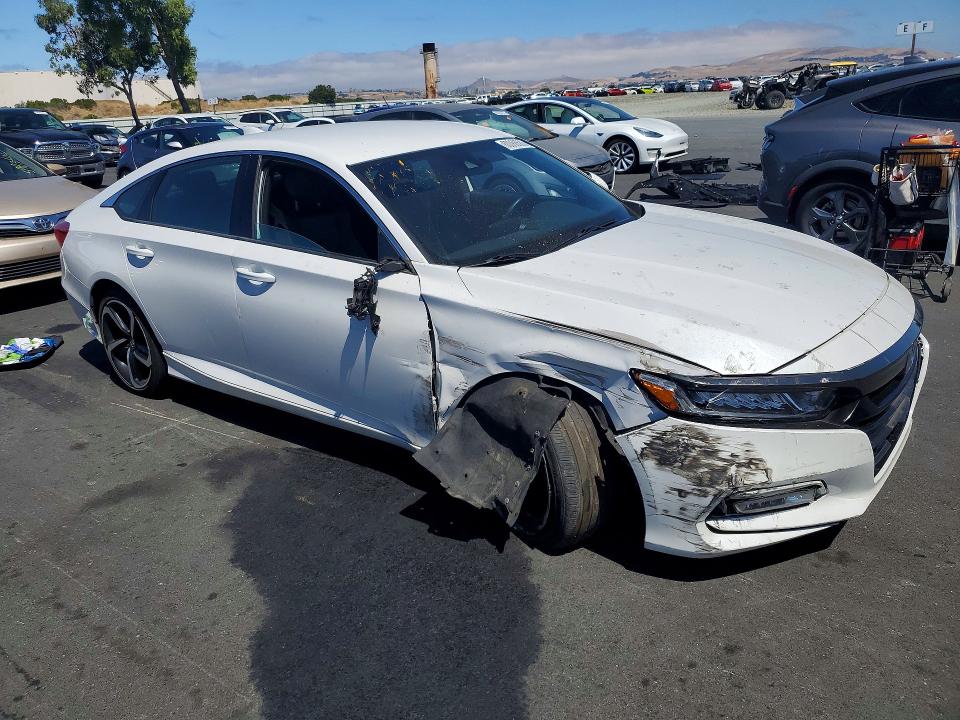 Продажа на аукционе авто 2019 Honda Accord, vin: 1HGCV1F38KA080880, номер лота: 60068686