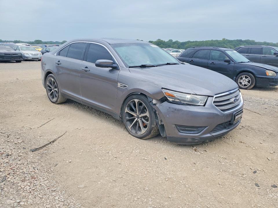 2014 Ford Taurus მანქანა იყიდება აუქციონზე, vin: 1FAHP2E83EG130710, აუქციონის ნომერი: 62274206