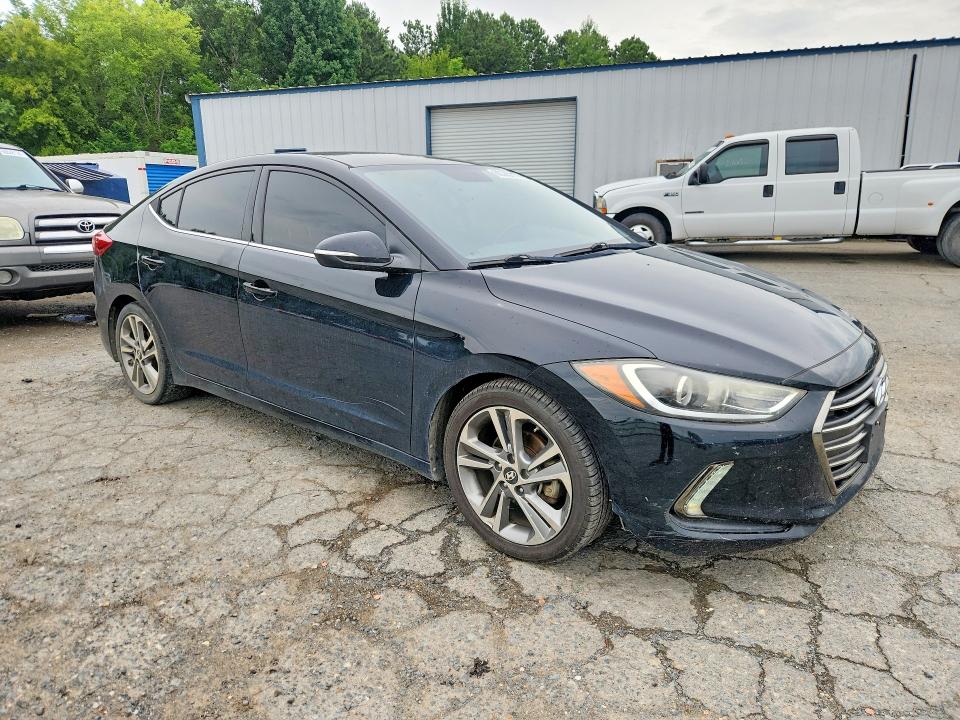 60385016 :رقم المزاد ، 5NPD84LF5JH277989 vin ، 2018 Hyundai Elantra مزاد بيع
