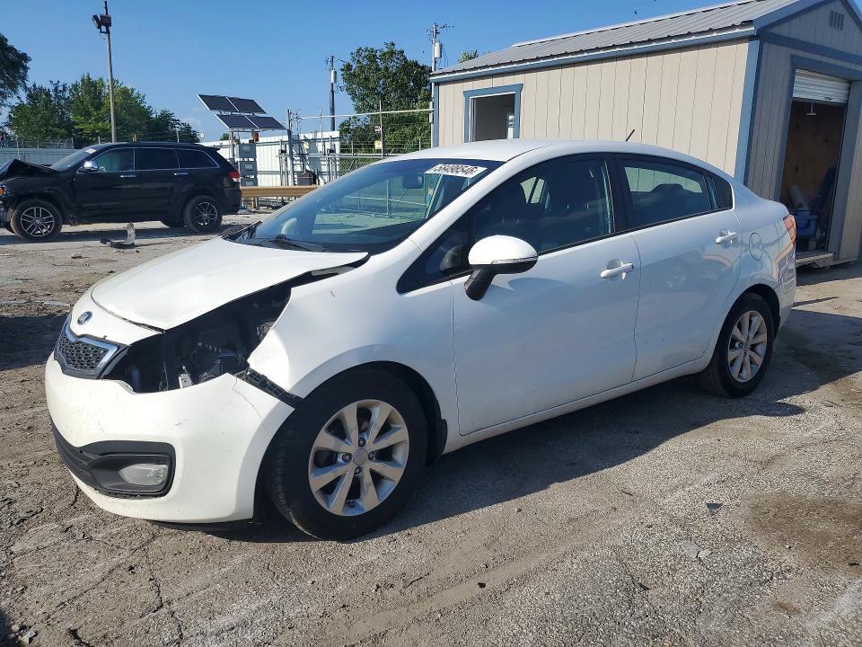 58498546 :رقم المزاد ، KNADN4A32F6460007 vin ، 2015 Kia Rio مزاد بيع