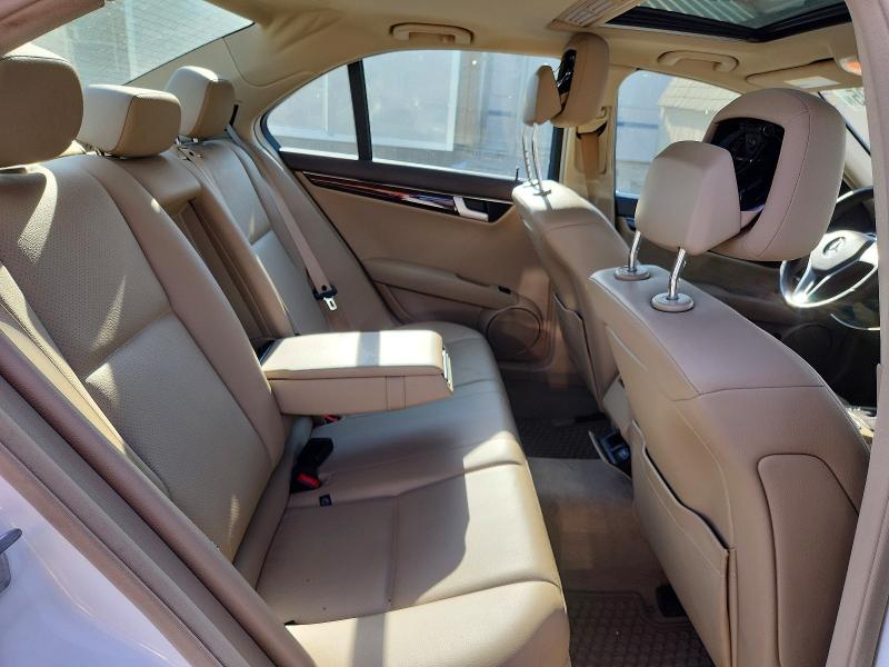 2013 Mercedes-benz C250 მანქანა იყიდება აუქციონზე, vin: WDDGF4HB9DA773050, აუქციონის ნომერი: 85629905