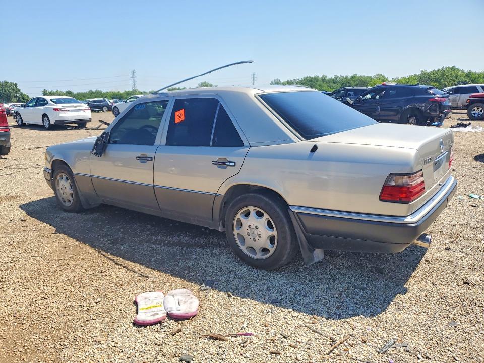 1995 Mercedes-benz E მანქანა იყიდება აუქციონზე, vin: WDBEB31E5SC115706, აუქციონის ნომერი: 59676386
