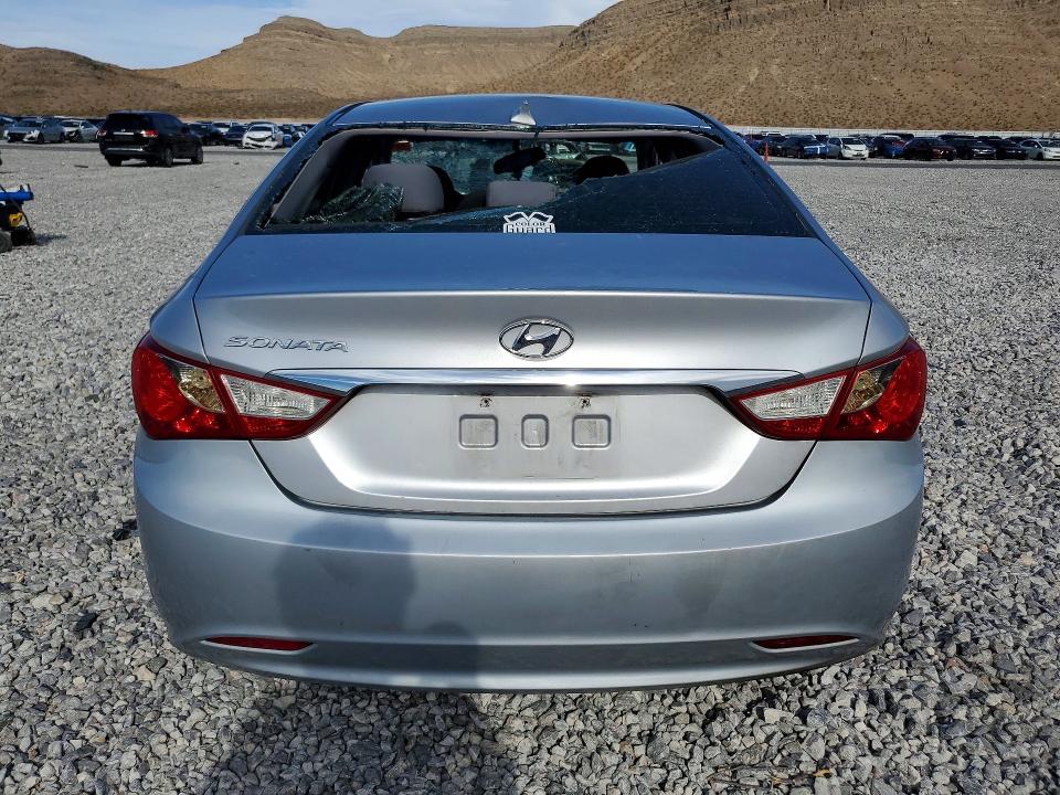 2013 Hyundai Sonata მანქანა იყიდება აუქციონზე, vin: 5NPEB4AC6DH613362, აუქციონის ნომერი: 61074236
