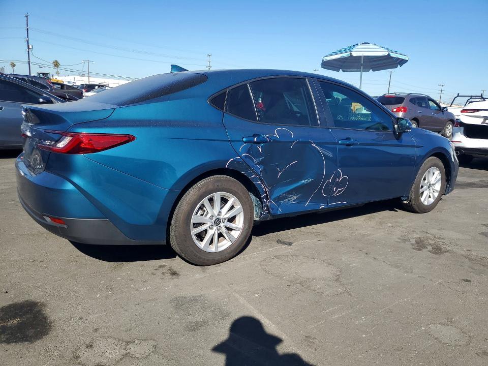 2025 Toyota Camry მანქანა იყიდება აუქციონზე, vin: 4T1DAACK4SU627650, აუქციონის ნომერი: 60129026
