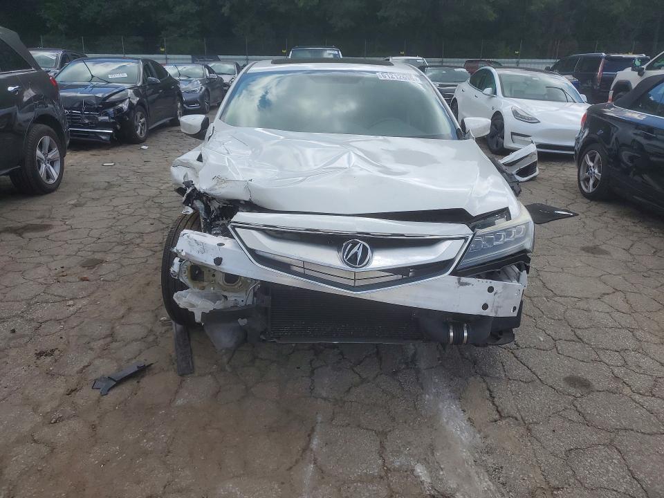 Auction sale of the 2016 Acura Ilx, vin: 19UDE2F34GA024355, lot number: 61212696