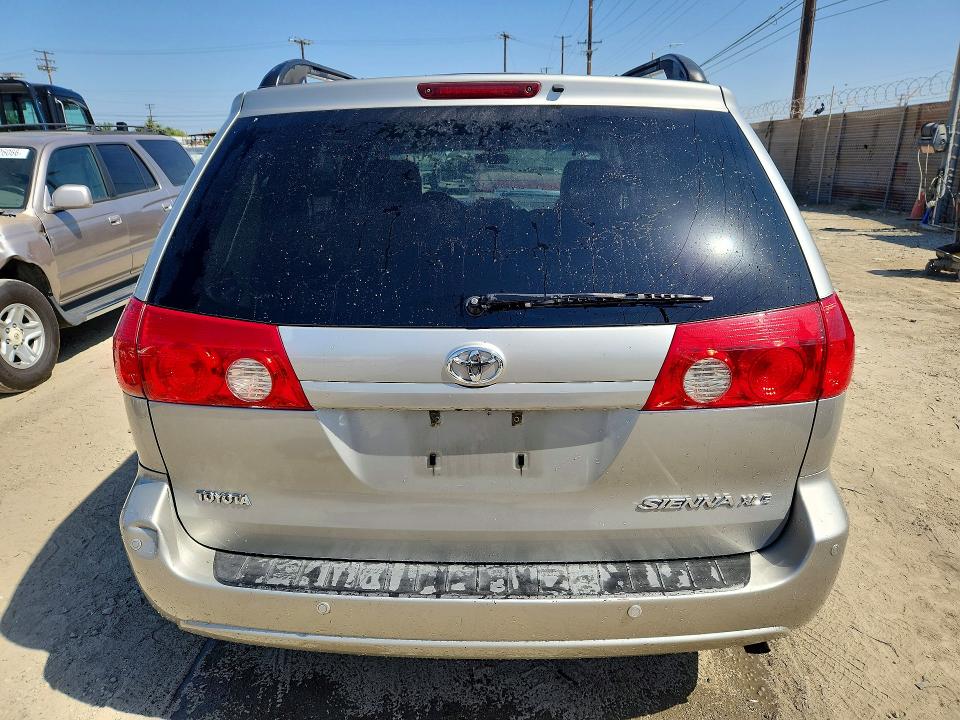 63247636 :رقم المزاد ، 5TDZK22CX7S087885 vin ، 2007 Toyota Sienna مزاد بيع