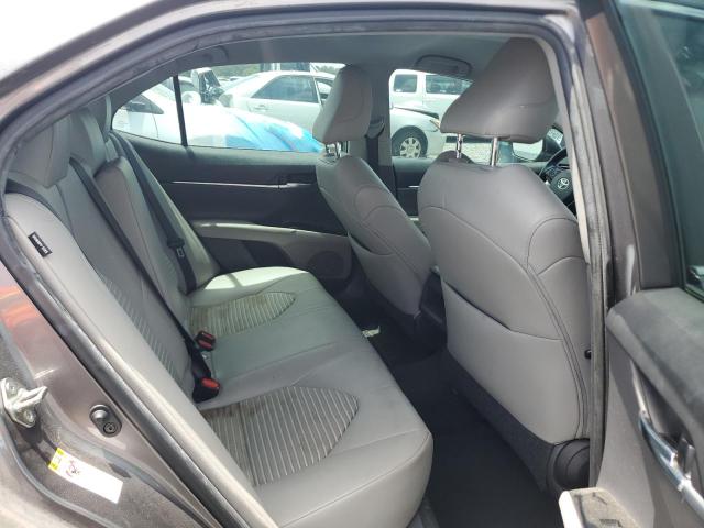 60998516 :رقم المزاد ، 4T1B11HK5KU698338 vin ، 2019 Toyota Camry مزاد بيع