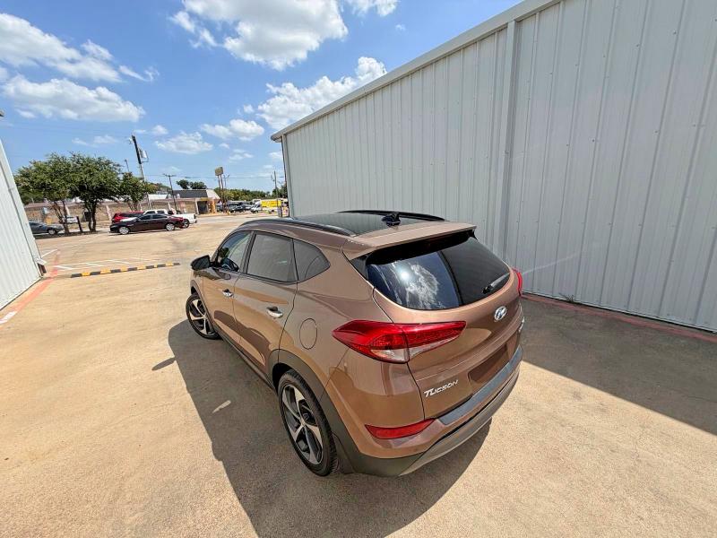 2016 Hyundai Tucson მანქანა იყიდება აუქციონზე, vin: KM8J33A29GU142357, აუქციონის ნომერი: 62539006