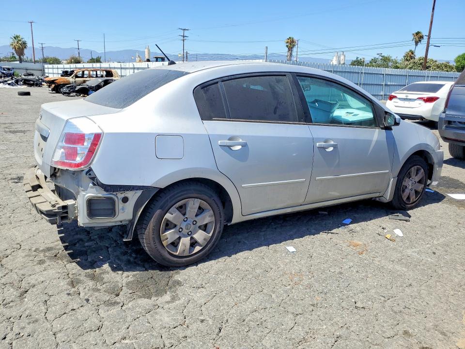 60512486 :رقم المزاد ، 3N1AB6AP1AL726468 vin ، 2010 Nissan Sentra مزاد بيع