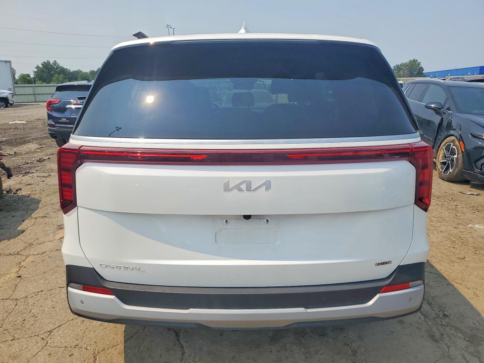 Продажа на аукционе авто 2026 Kia Carnival, vin: KNDNB5KA8T6123601, номер лота: 61139766